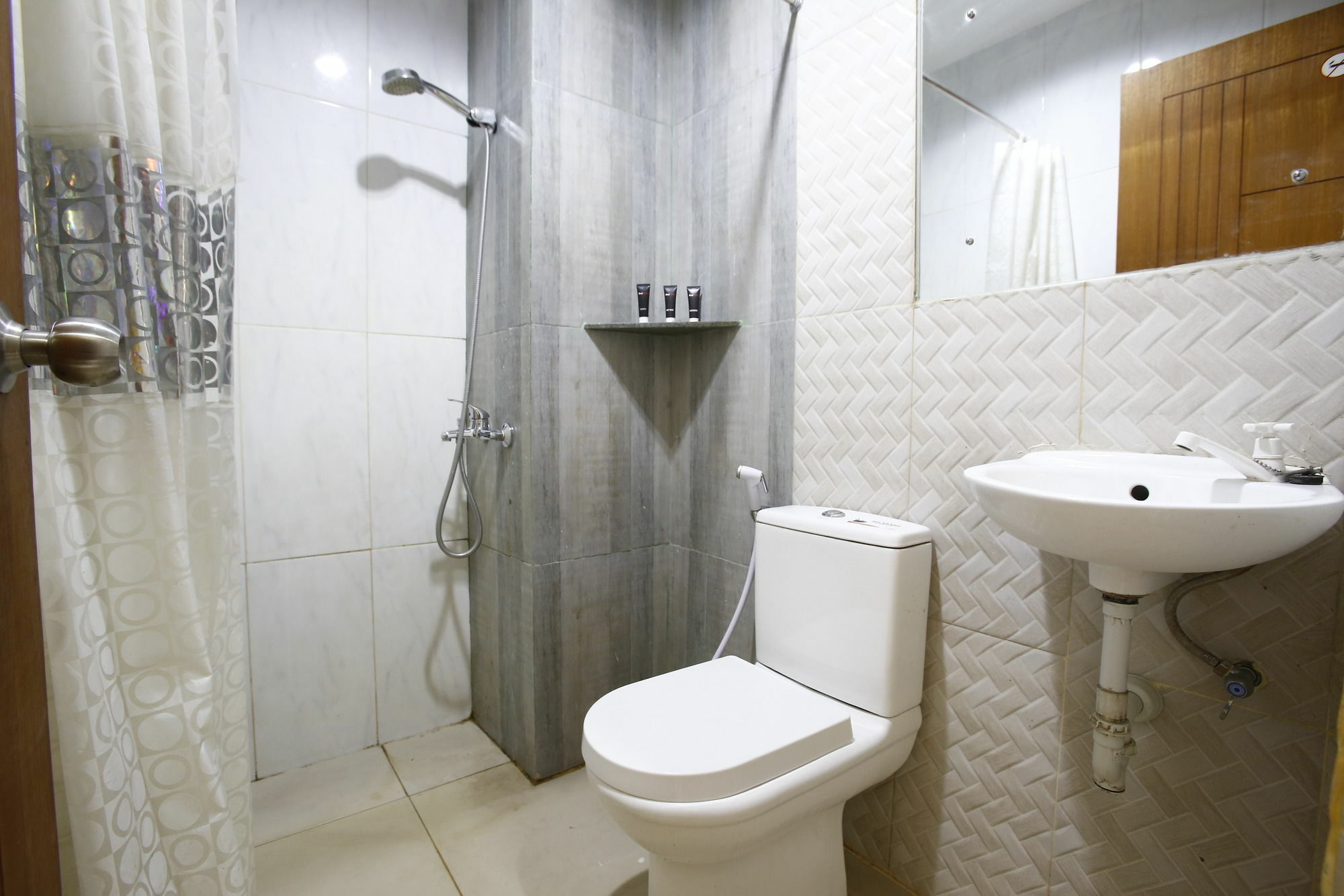 Reddoorz Near Cilandak Town Square Hotel Jakarta Bagian luar foto